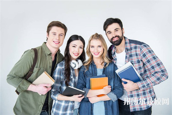 興文縣大壩職業(yè)中學2023年招生的專業(yè)有哪些