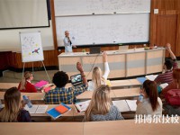 定州衛(wèi)生中等專業(yè)學(xué)校2025年招生的專業(yè)有哪些