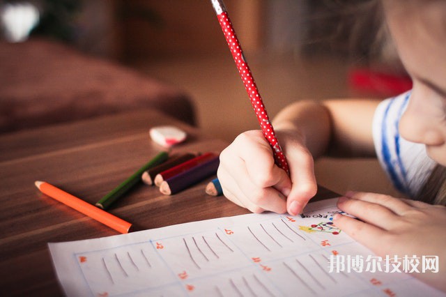 湛江市紡織服裝職業(yè)學校2024年招生的專業(yè)有哪些