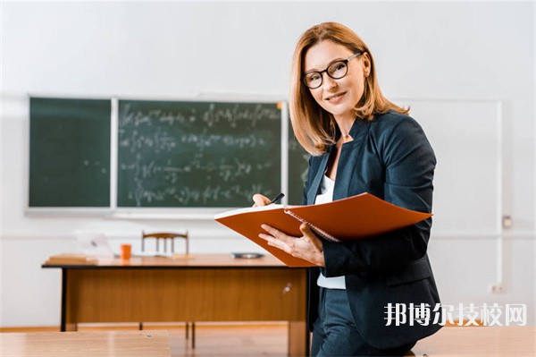 泰州市博日電腦技術(shù)學(xué)校2024年招生的專業(yè)有哪些