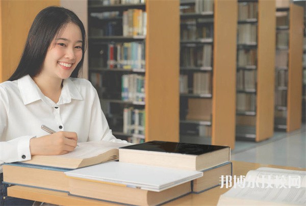 亳州市經(jīng)貿(mào)科技中等專業(yè)學校2024年招生的專業(yè)有哪些