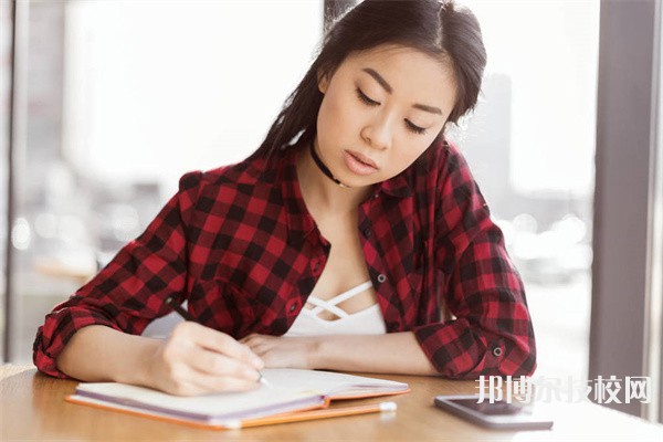 新疆廣播影視學校2024年招生的專業(yè)有哪些